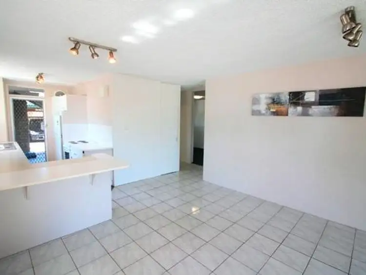 Fifth view of Homely unit listing, 1/26 Darrambal Street, Chevron Island QLD 4217