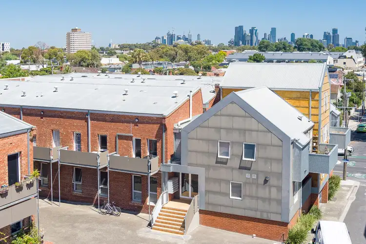 14/1 Pottery Court, Brunswick VIC 3056