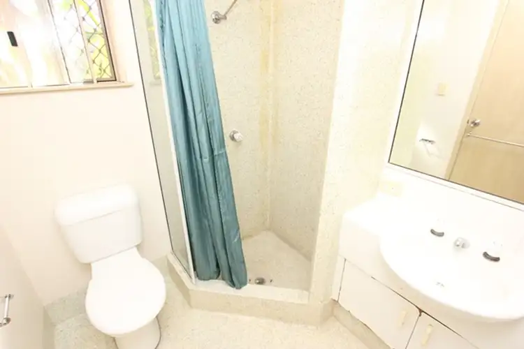 Sixth view of Homely unit listing, 6/19-21 Mahogany Street, Manoora QLD 4870