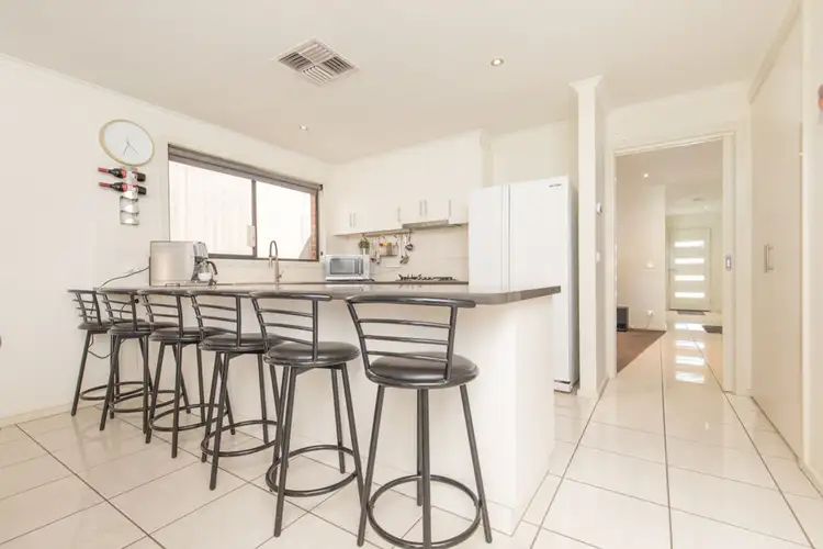 Fifth view of Homely house listing, 10 Wisteria Way, Mildura VIC 3500