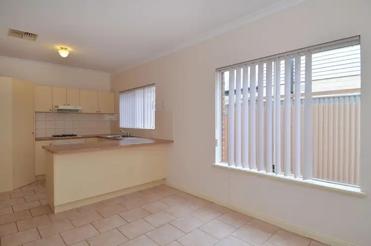 Fifth view of Homely unit listing, 3/94 Cheetham Street, Kalgoorlie WA 6430