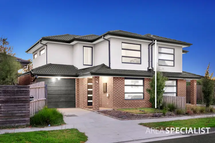 124B Circle Drive, Cranbourne VIC 3977