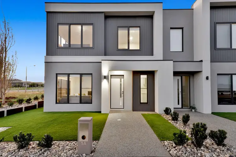 1a Thoroughbred Drive