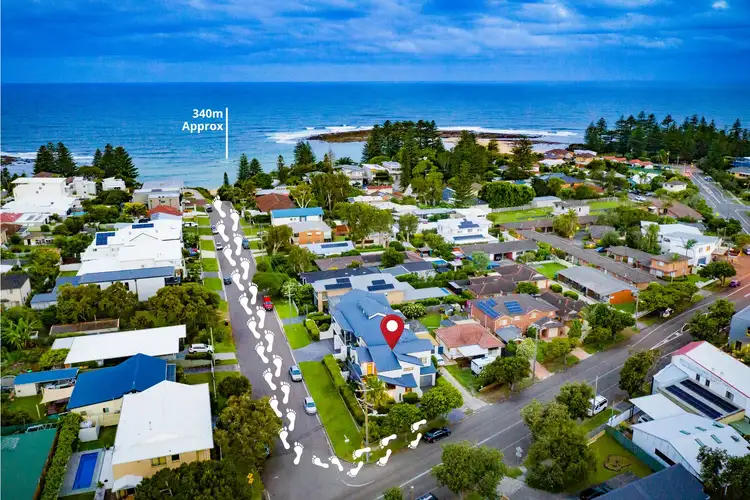 Third view of Homely townhouse listing, 3/128 Bay Road, Toowoon Bay NSW 2261