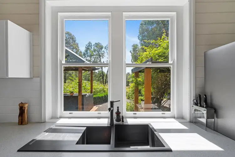 Fifth view of Homely house listing, 15 Lang Place, Toongabbie VIC 3856