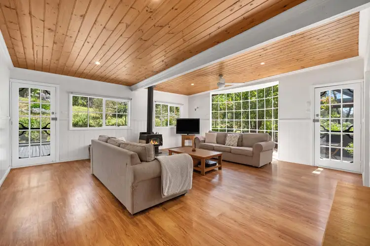 Sixth view of Homely house listing, 15 Lang Place, Toongabbie VIC 3856