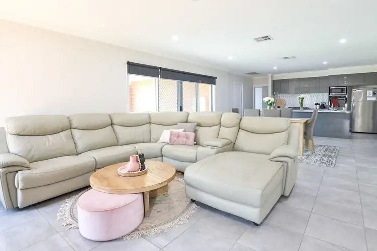 Fifth view of Homely house listing, 9 Claremont Drive, Irymple VIC 3498