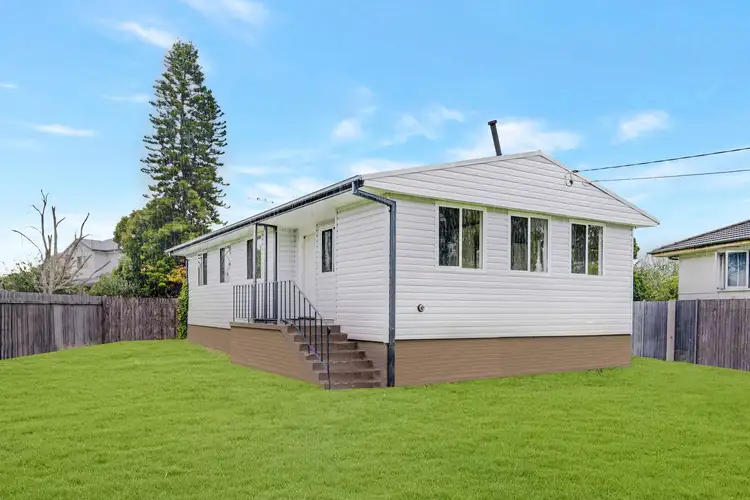 Second view of Homely house listing, 7 Eucumbene Crescent, Heckenberg NSW 2168