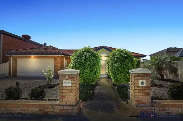 9 Springview Boulevard, Taylors Hill VIC 3037