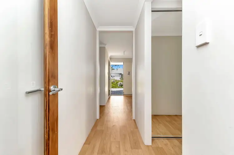 Sixth view of Homely house listing, 19 Bobtail Bend, Wannanup WA 6210