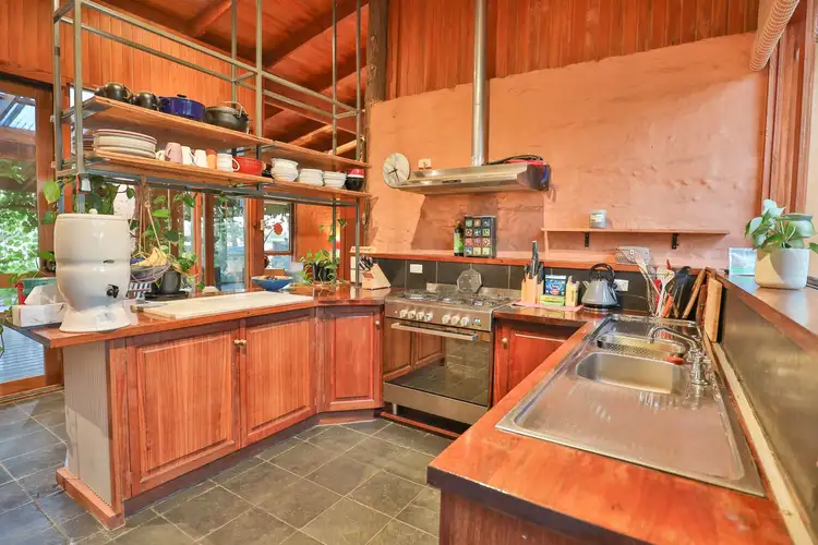 Fifth view of Homely house listing, 24 Konnung Avenue, Red Cliffs VIC 3496