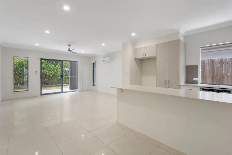 Fifth view of Homely townhouse listing, 122 Cooper Crescent, Rochedale QLD 4123
