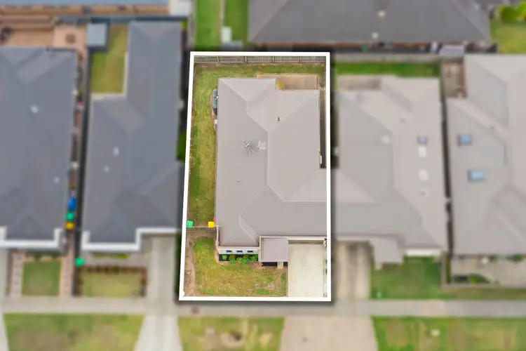 Second view of Homely house listing, 4 Balmoral Place, Traralgon VIC 3844