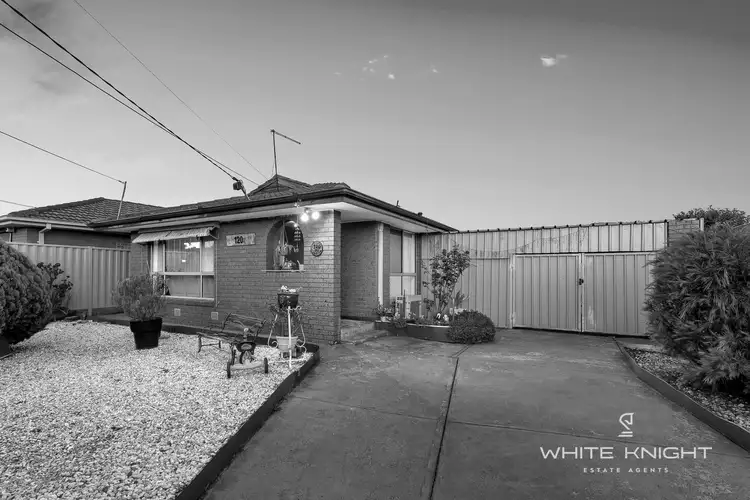 120 Tamar Drive, Deer Park VIC 3023