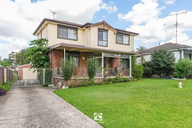 54 Graham Avenue, Casula NSW 2170