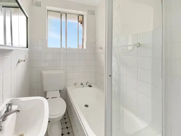 Fifth view of Homely apartment listing, 10/4 Calliope Street, Guildford NSW 2161