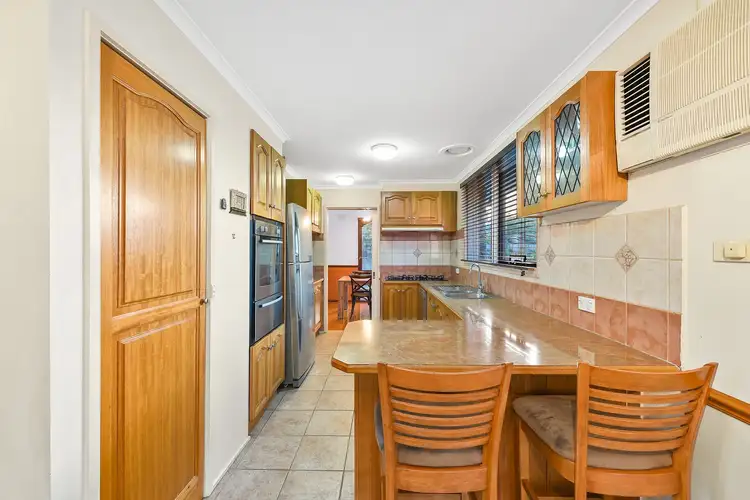 Sixth view of Homely house listing, 11 Hanbury Court, Keysborough VIC 3173