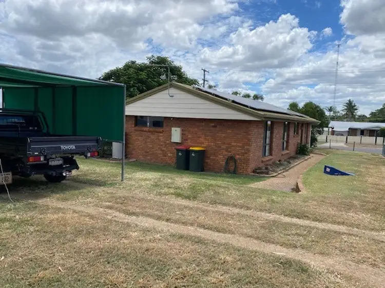 2 Peters Street, Gracemere QLD 4702
