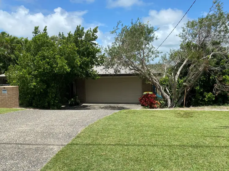 7 Hackett Court, Campwin Beach QLD 4737