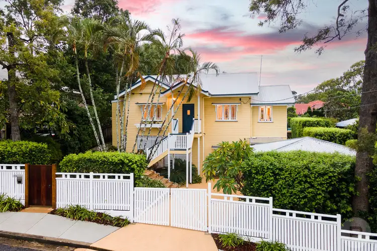 39 Mackay Terrace, Bardon QLD 4065