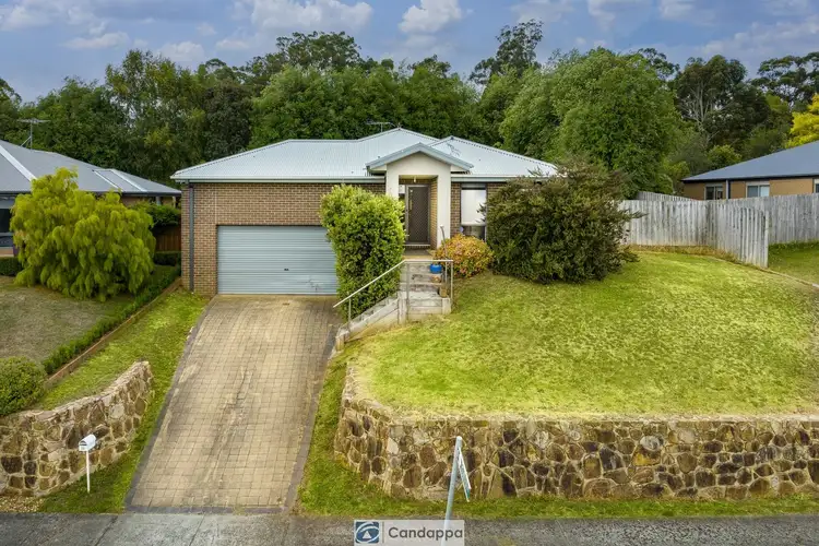 Second view of Homely house listing, 26 Sutherland Way, Drouin VIC 3818