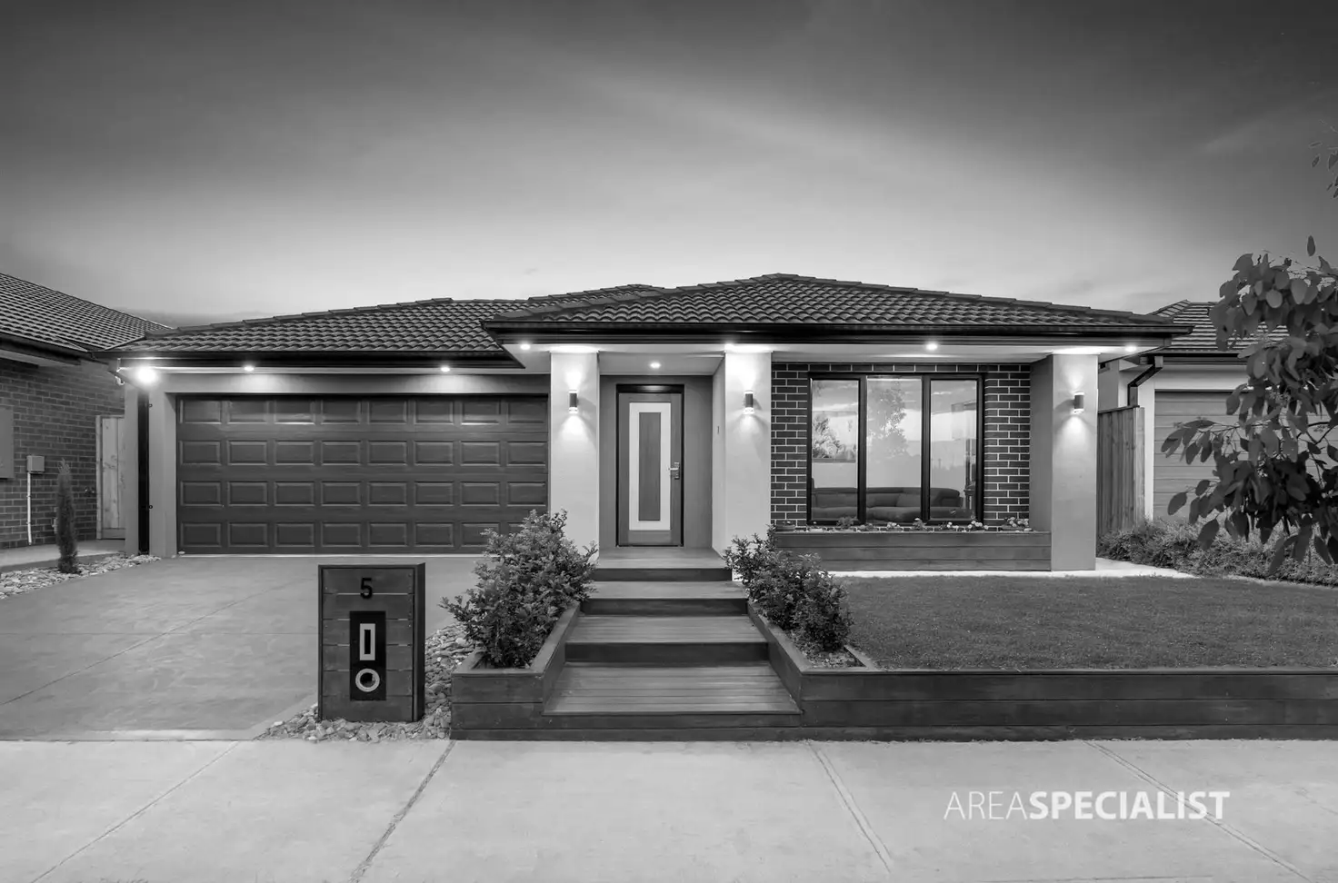 Main view of Homely house listing, 5 Axis Road, Werribee VIC 3030