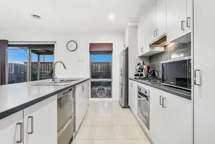 Fifth view of Homely townhouse listing, 11/35 Lily Way, Skye VIC 3977