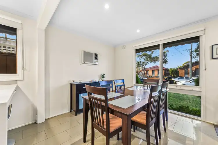 Fifth view of Homely house listing, 8 Waterloo Court, Keysborough VIC 3173