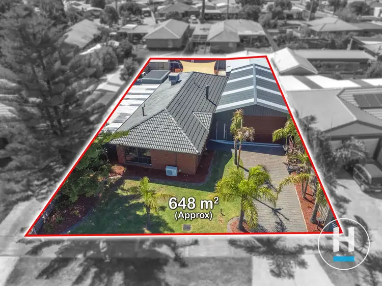 Third view of Homely house listing, 6 Penarth Court, Craigieburn VIC 3064