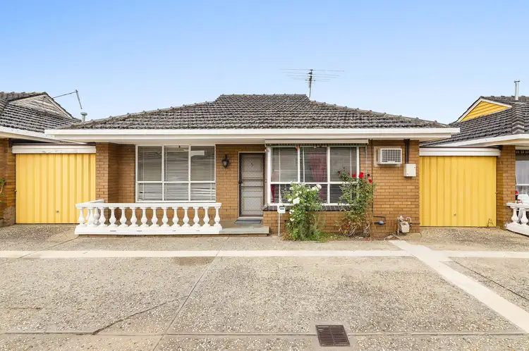 5/3 King Edward Avenue, Albion VIC 3020