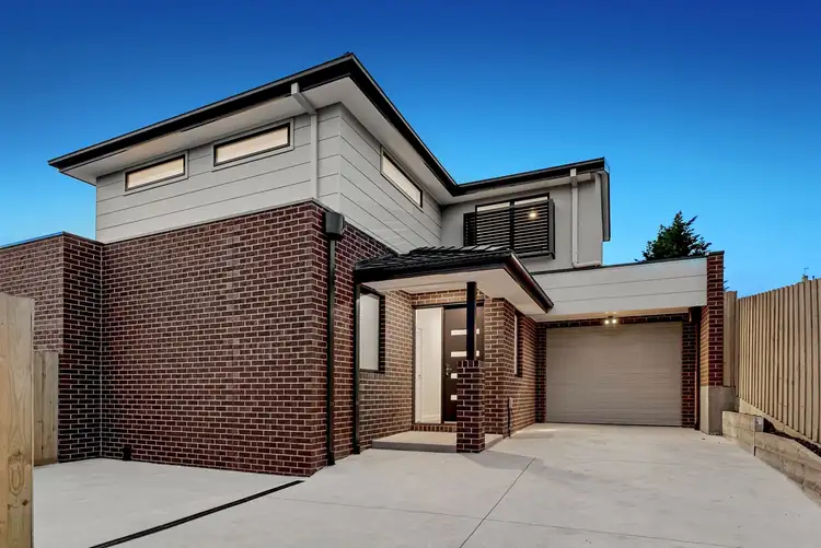 2/116 Paperbark Street, Doveton VIC 3177