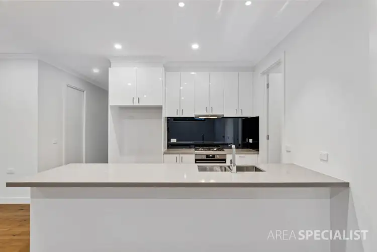 Fifth view of Homely townhouse listing, 2/116 Paperbark Street, Doveton VIC 3177