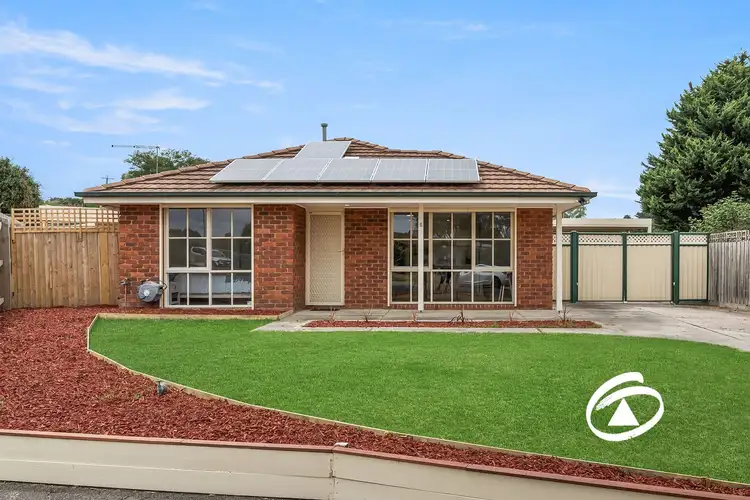 2 Cyprus Place, Pakenham VIC 3810