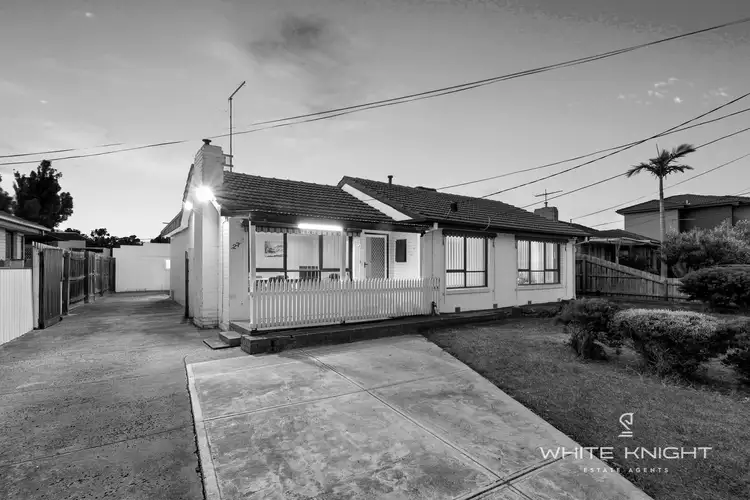 27 Stevens Road, St Albans VIC 3021