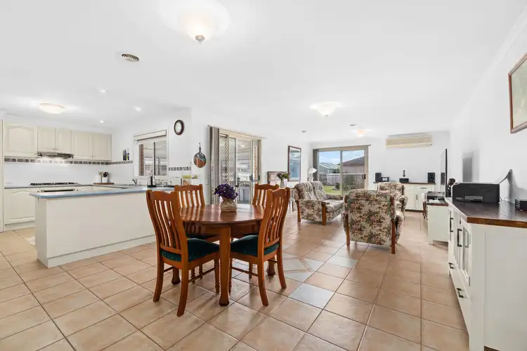 Sixth view of Homely house listing, 15 Cagney Court, Traralgon VIC 3844