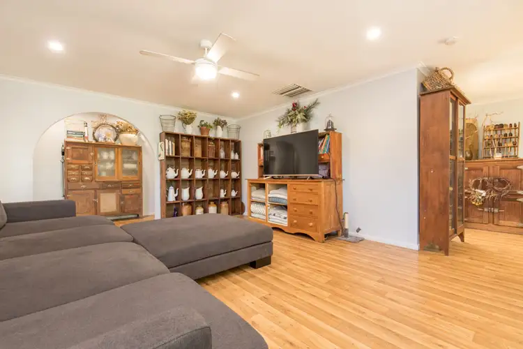 Fifth view of Homely house listing, 2 Charles Court, Mildura VIC 3500