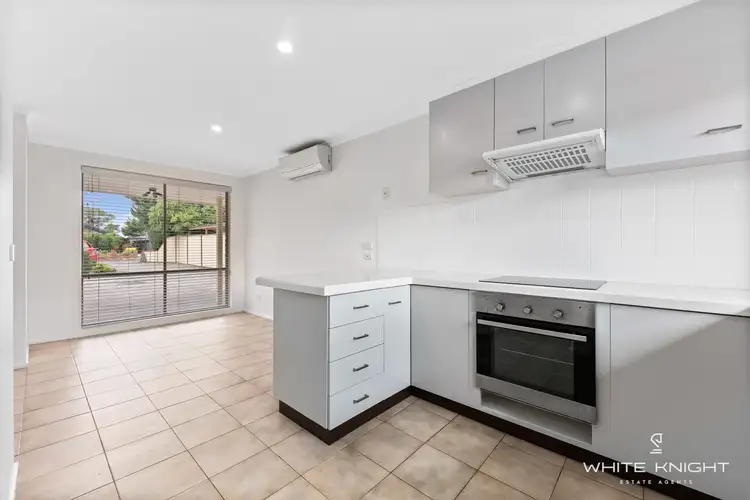 Sixth view of Homely unit listing, 2/24 Frost Drive, Delahey VIC 3037