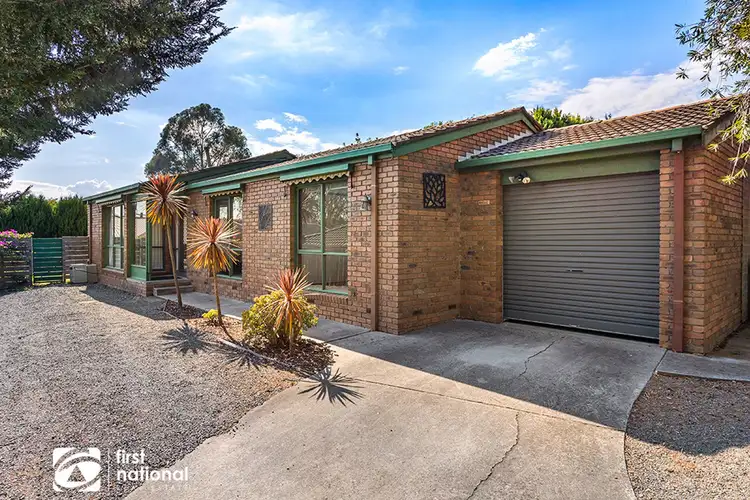 30 Campaspe Drive, Croydon Hills VIC 3136