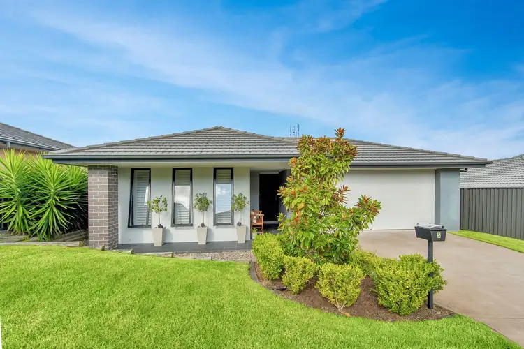 5 Vesta Street, Cameron Park NSW 2285