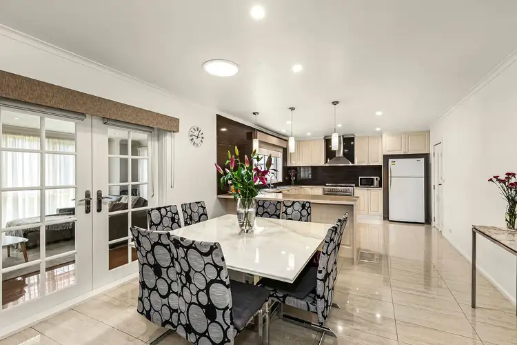 10 Pleasant Road, Bulleen VIC 3105