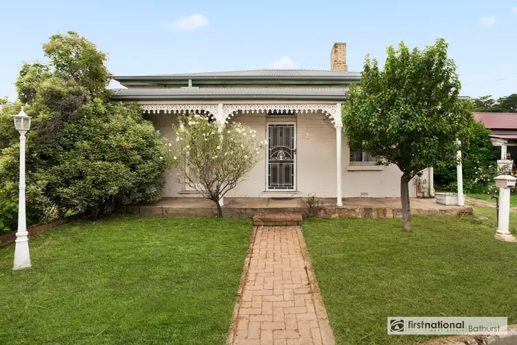 62 Railway Parade, Bathurst NSW 2795