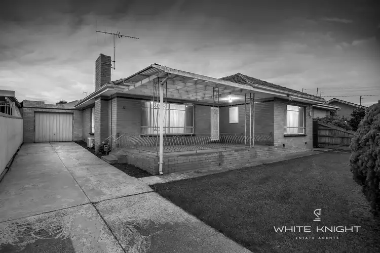 12 Waveney Street, St Albans VIC 3021