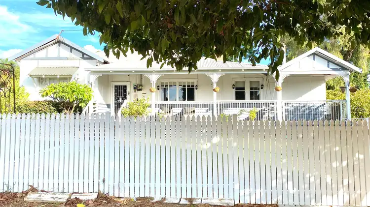 11 Parnell Street, Waroona WA 6215