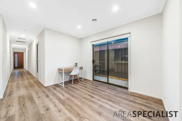 Fourth view of Homely house listing, 18 Juliet Way, Berwick VIC 3806