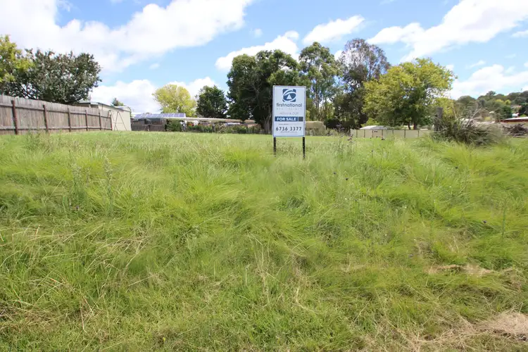 32 Duncan Street, Tenterfield NSW 2372