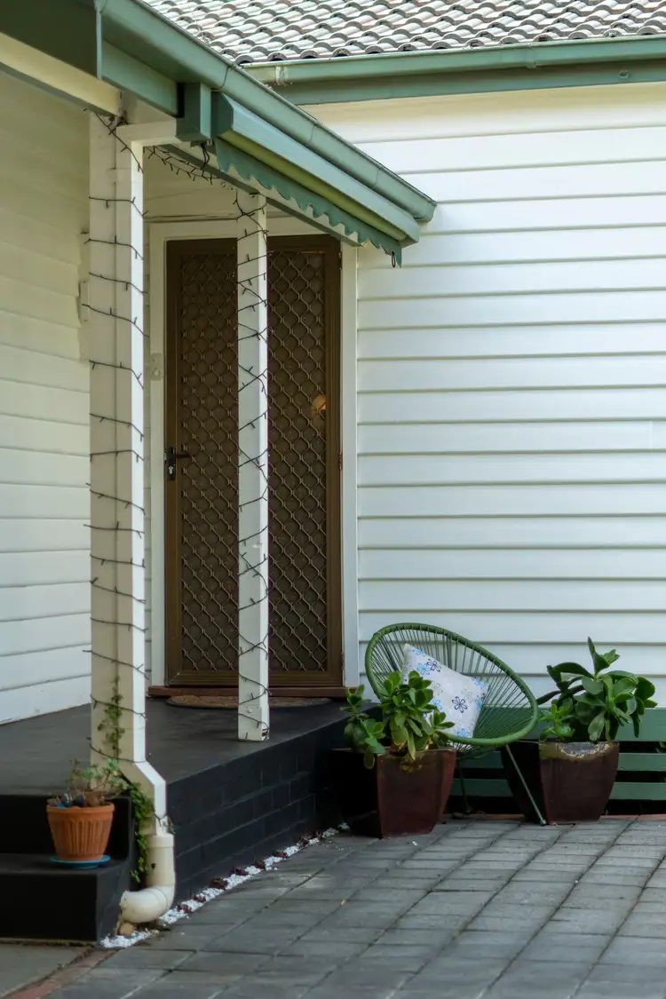 Fifth view of Homely house listing, 8 Farmer Crescent, Traralgon VIC 3844