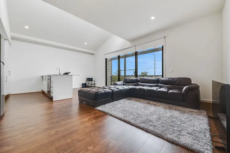 Fourth view of Homely townhouse listing, 118 Willow Glen Boulevard, Cranbourne VIC 3977