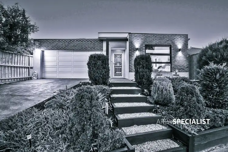 15 Cafardi Boulevard, Keysborough VIC 3173