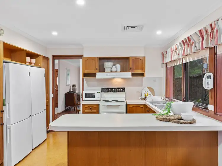 Sixth view of Homely house listing, 33 Murrumbidgee Crescent, Bateau Bay NSW 2261