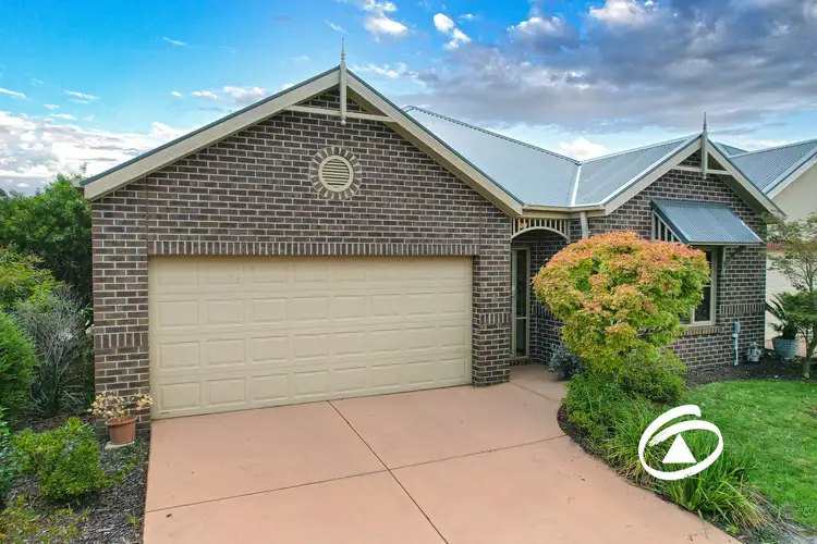 Main view of Homely unit listing, 19/1 Malouf Court, Pakenham VIC 3810